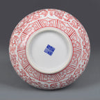 Decorative blue Qianlong-style reign mark on the vase base
