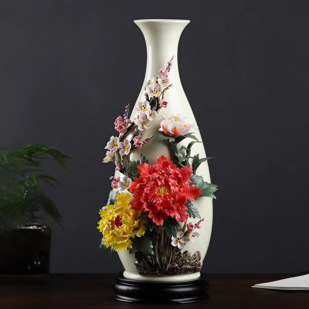Full profile of the peony and plum blossom Yuhuchun porcelain vase