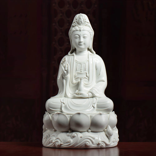 Front view of the pure-white Dehua porcelain Guanyin