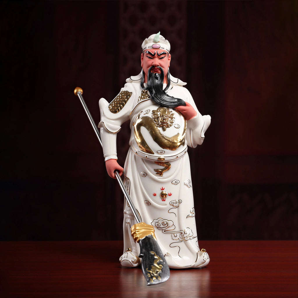 Front view of the standing Guan Gong in white porcelain