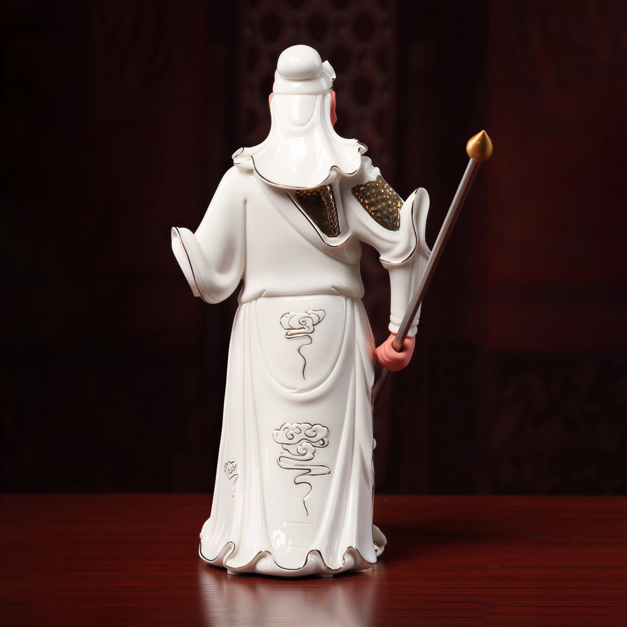Rear view of the white porcelain standing Guan Gong robe