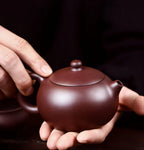 Side profile of the Huanglongshan Xishi teapot