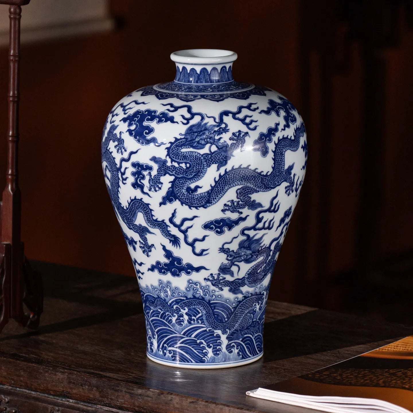 Jingdezhen dragon meiping in a traditional display setting