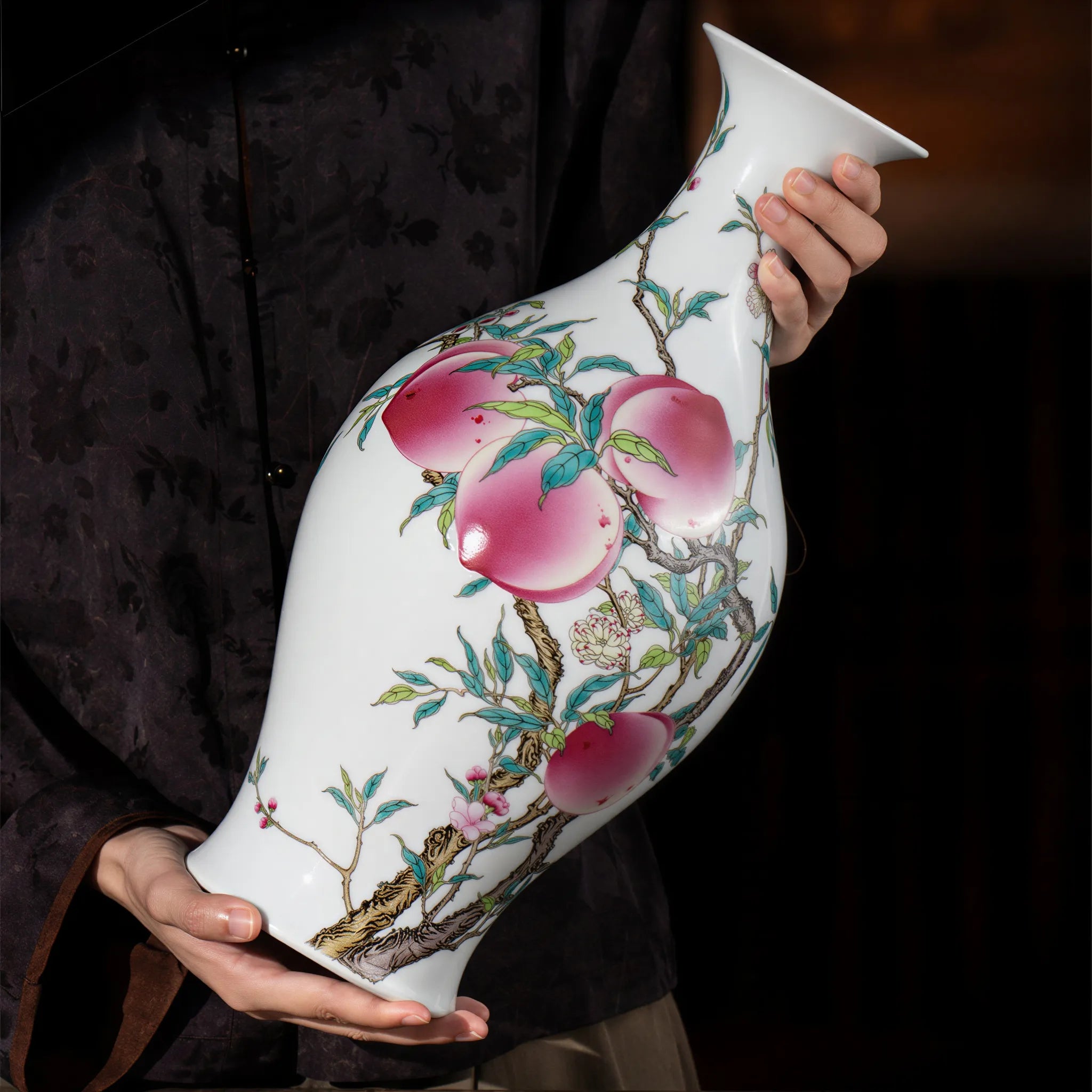 Scale view of the 39 cm famille rose olive vase
