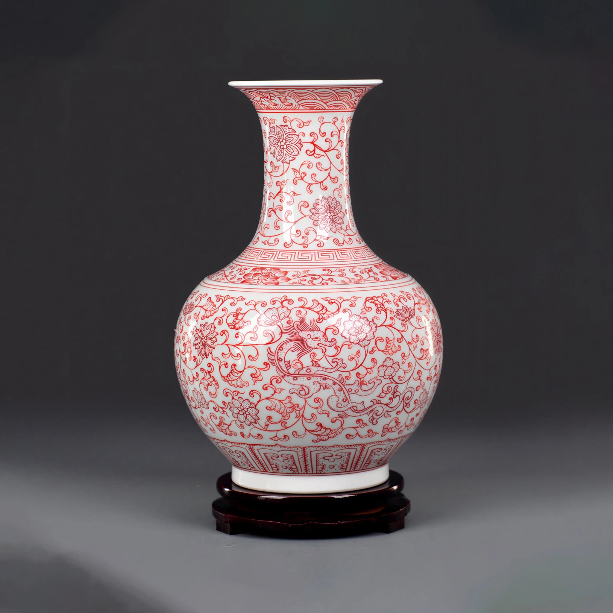 Front view of a Jingdezhen Qianlong-style underglaze-red Shangping vase