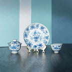 Front display of the hand-painted San Duo gaiwan set