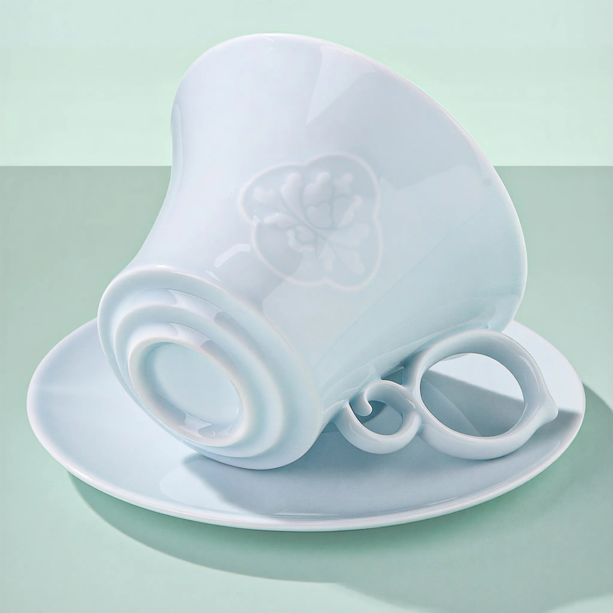 Foot ring detail of the Yingqing porcelain coffee cup