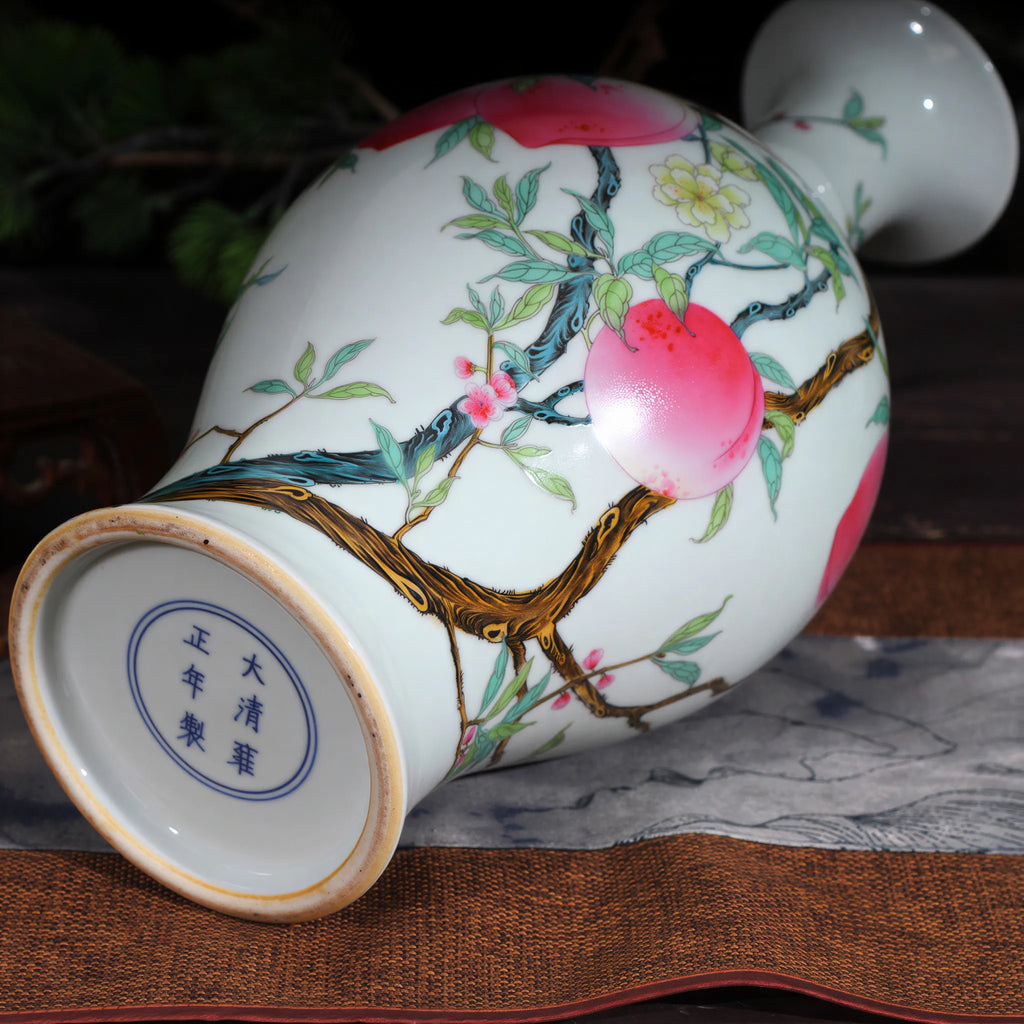 Decorative Yongzheng-style base mark on the contemporary vase