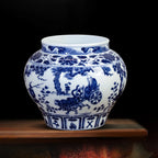 Side profile of the full-scale Yuan-style Guiguzi jar