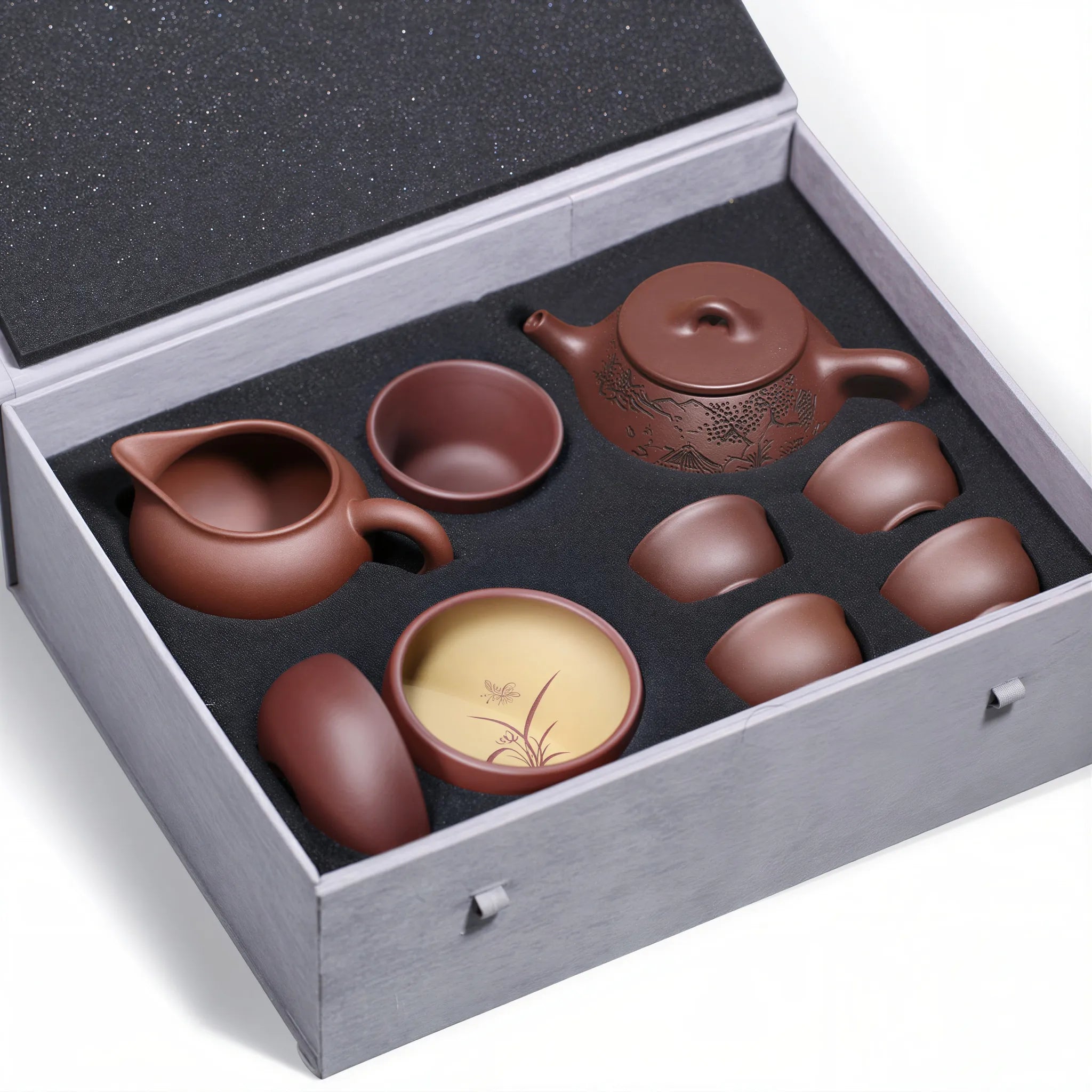 Complete landscape Shipiao tea set inside its presentation box