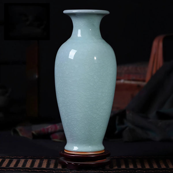 Longquan Pale Celadon Crackle-Glaze Guanyin Vase