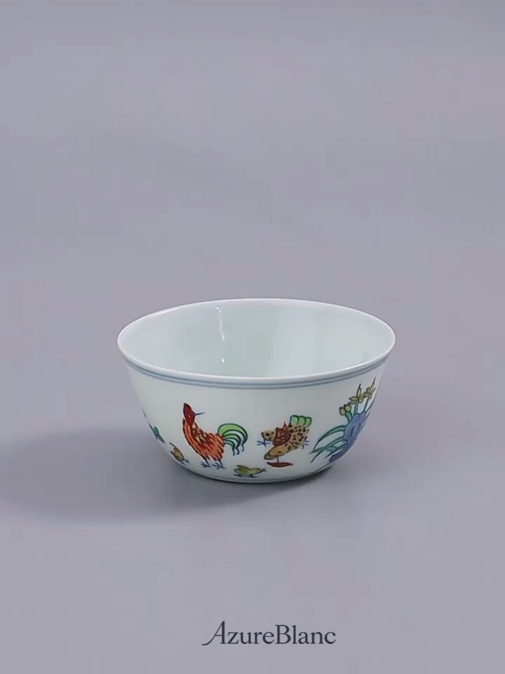 Hand-Painted Chenghua Doucai Chicken Cup