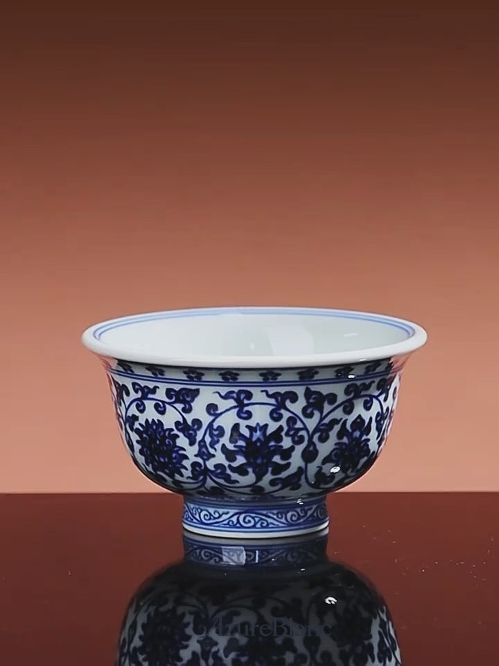 Jingdezhen Hand-Painted Yongle Blue & White Lotus Ya Shou Teacup