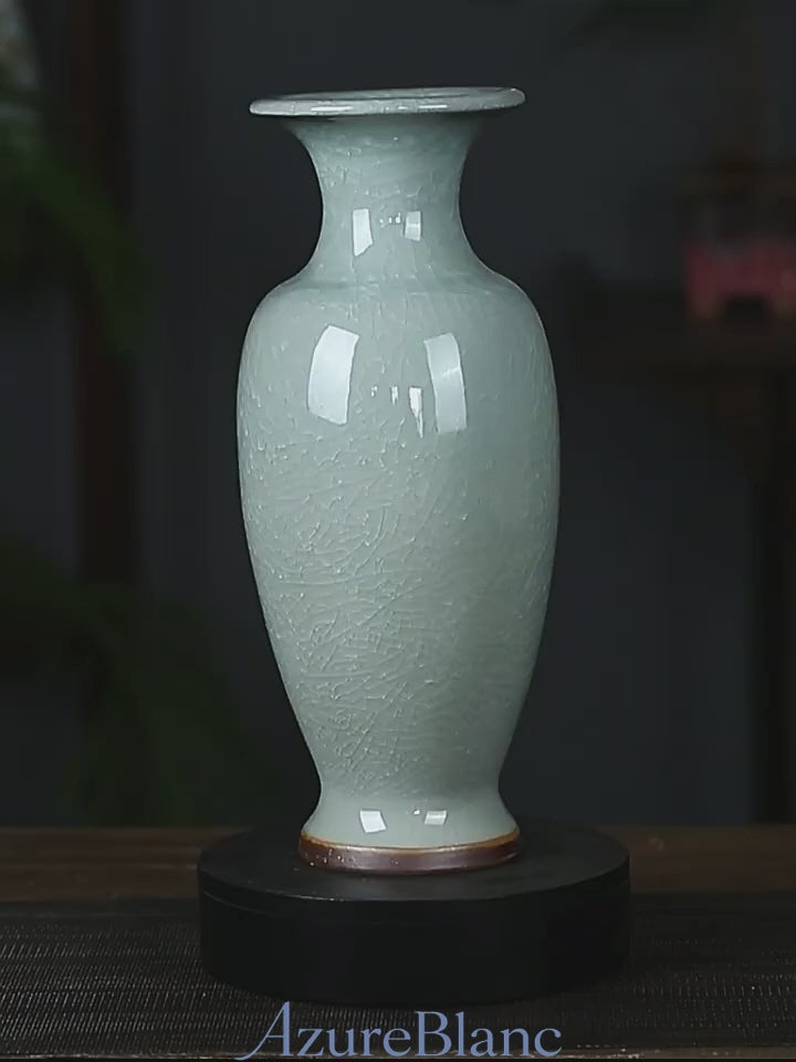 Pale Celadon Crackle Glaze Guanyin Vase