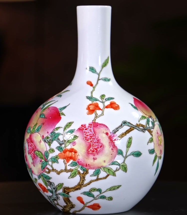 Close views of the Jingdezhen peach and pomegranate Tianqiu vase, followed by its neck and red base mark.