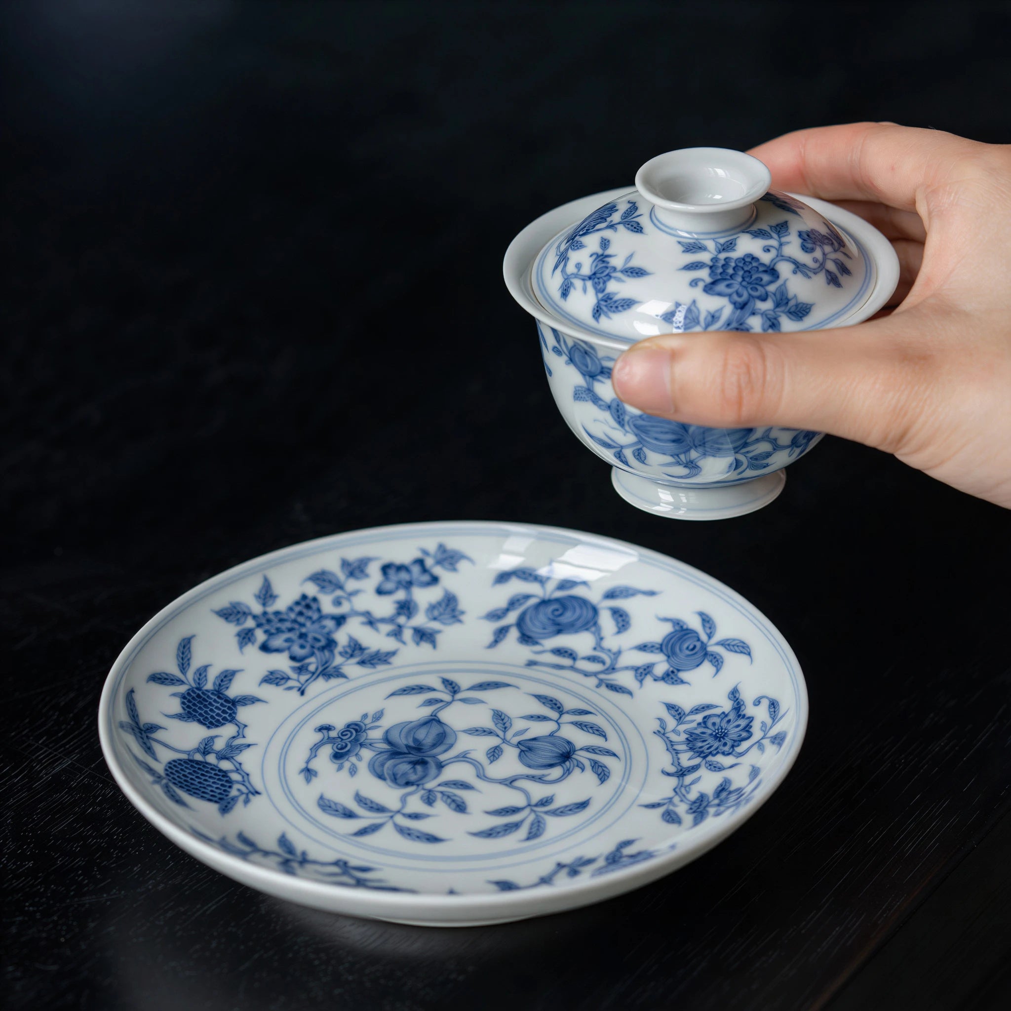 Hand-painted San Duo gaiwan and tasting cup