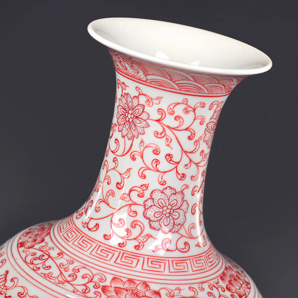 Close view of the flared neck and red border decoration