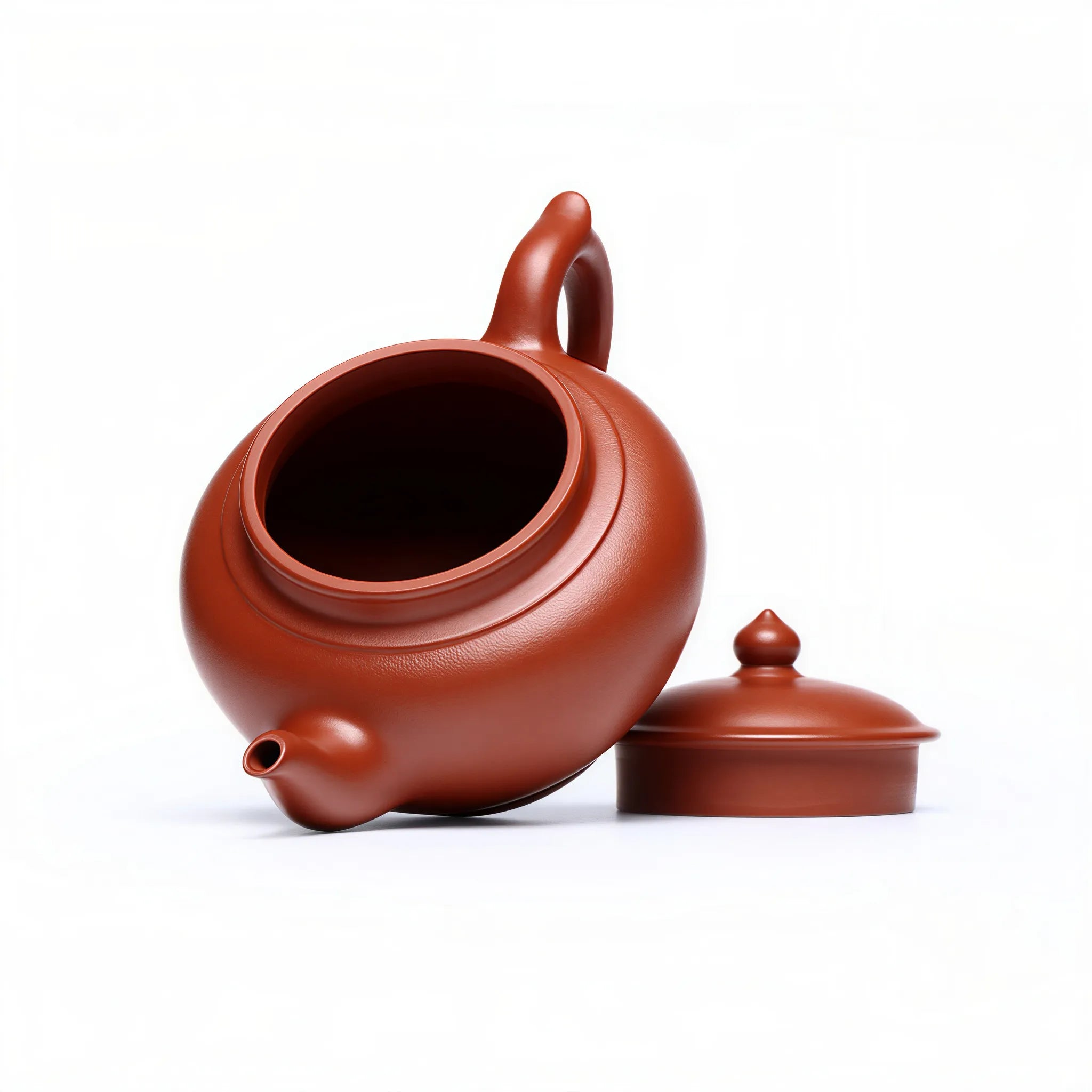 Xiao Ying teapot shown with the lid and body separated