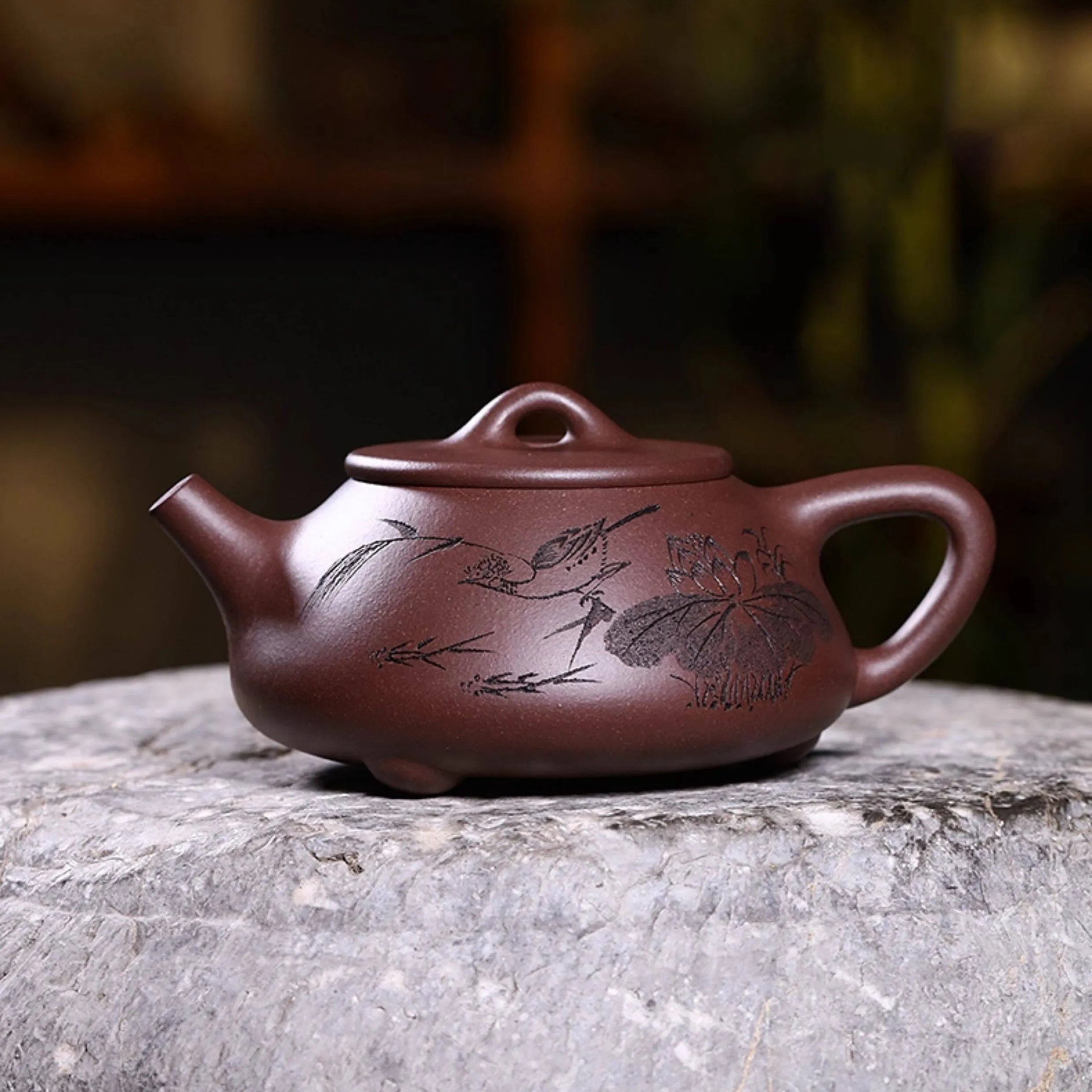 Yixing zini Shipiao teapot with hand-carved lotus